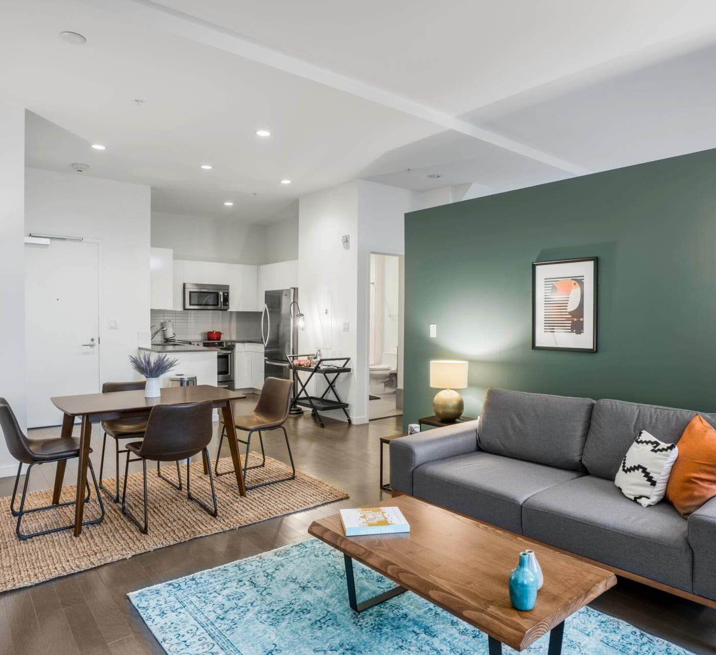 Blueground apartment in Boston with open plan kitchen and living room