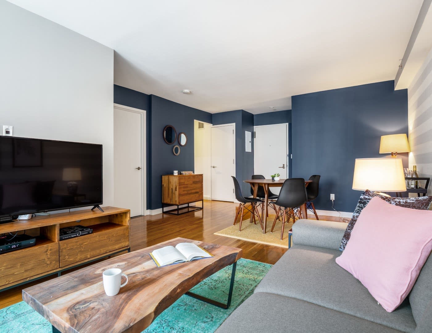 short term rental in chelsea with blue colored walls and modern furniture