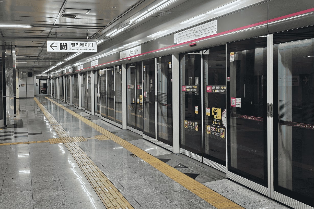subway station in seoul