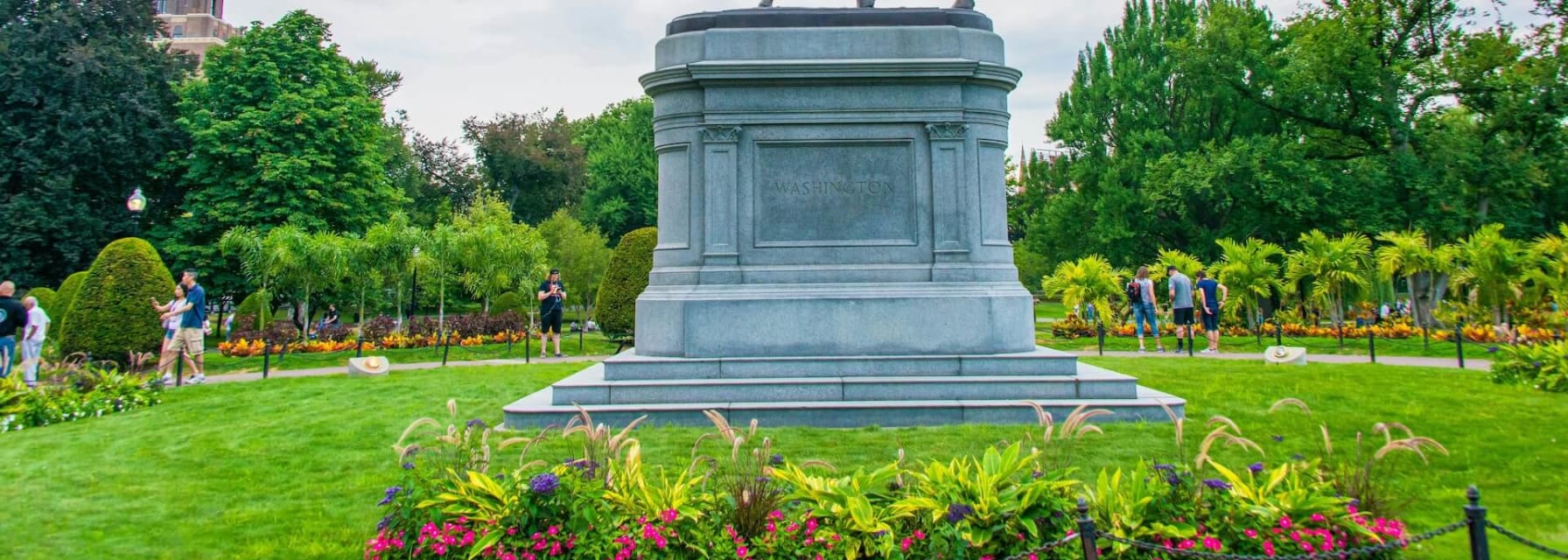 George Washington statue in Boston