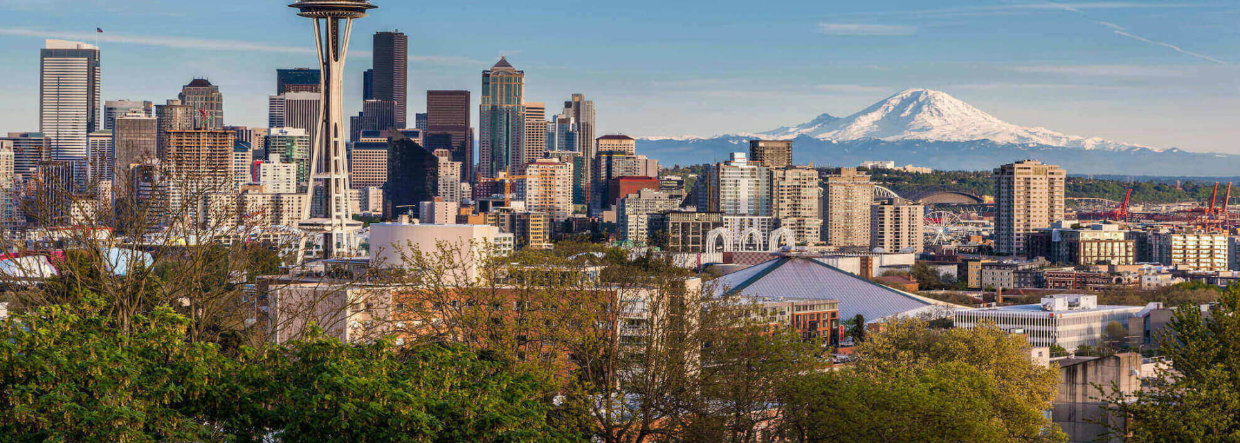 seattle skyline with space needle things to do in seattle