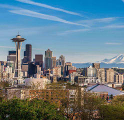 seattle skyline with space needle things to do in seattle