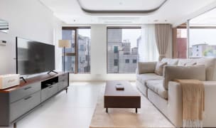 Apartment for Rent in Nonhyeon-dong