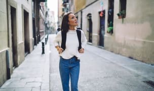 Female solo traveler in city