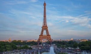 Eiffel Tower at dusk