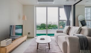 apartment in yeouido