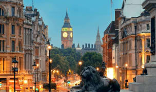 london Trafalgar Square at twilight