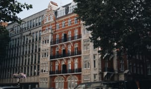 knightsbridge in london