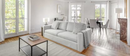 Open apartment in Paris