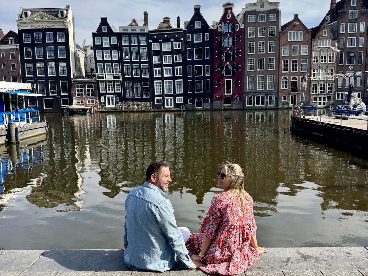 Tulipanes, canales y pueblos holandeses: lo mejor de Ámsterdam y alrededores hero image