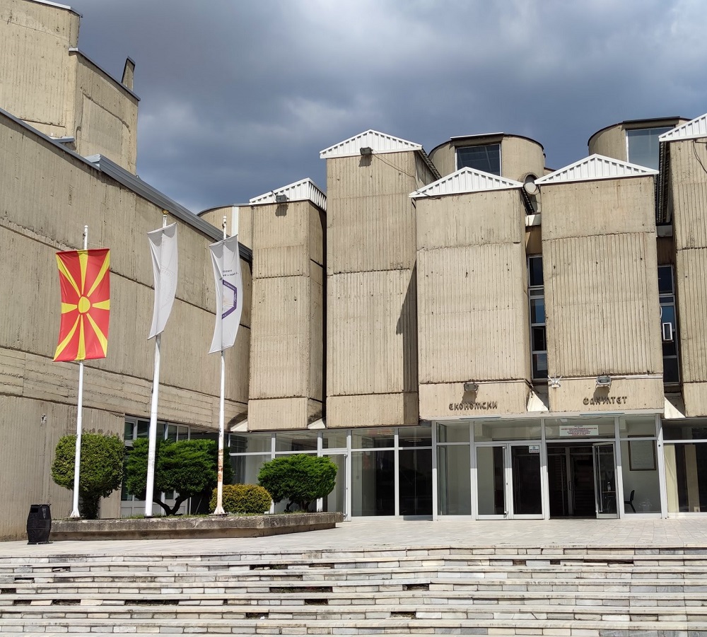 Почнуваат уписите на студенти на државните универзитети