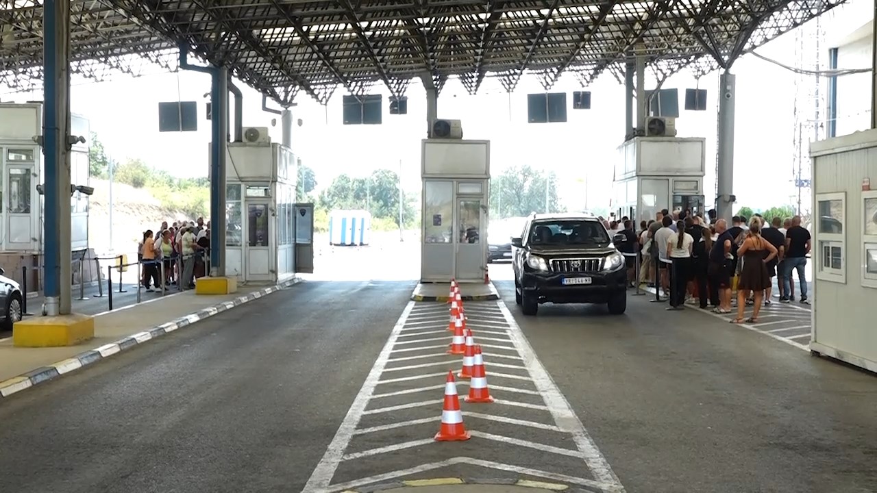 МВР: Со апликацијата „Безбеден град“ за странци, значително намалена гужвата на Г.П. Табановце