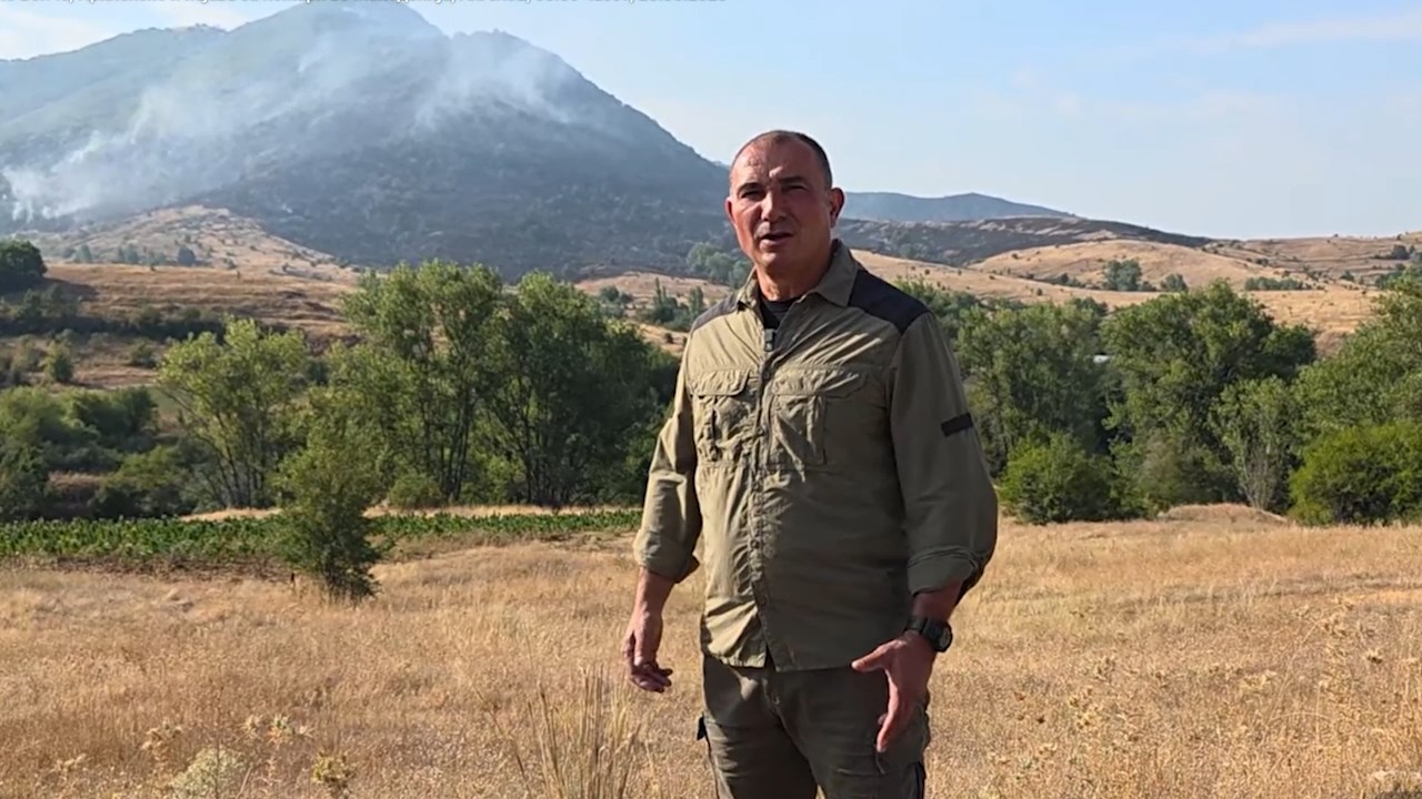 Ангелов: Избегната катастрофа во прилепско Бонче, пожарот се приближил до куќите