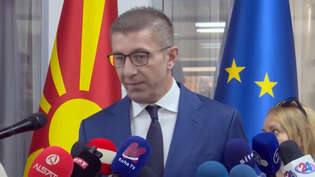 СДСМ обвинува за намерно предизвикување меѓуетнички тензии, власта возвраќа за безидејност на опозицијата