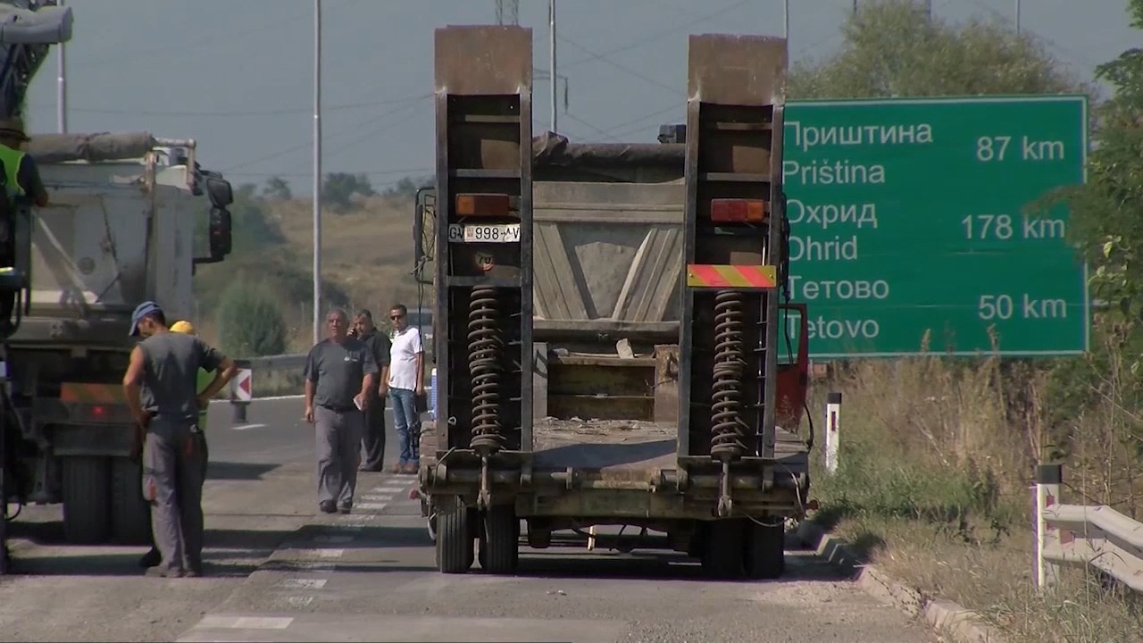 ДЗС: 90.000 работници во Македонија се водат како невработени, на црно работат 100.000