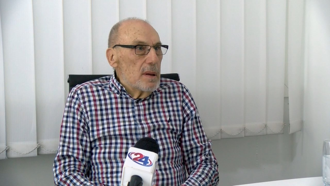 24 интервју со Ристо Никовски