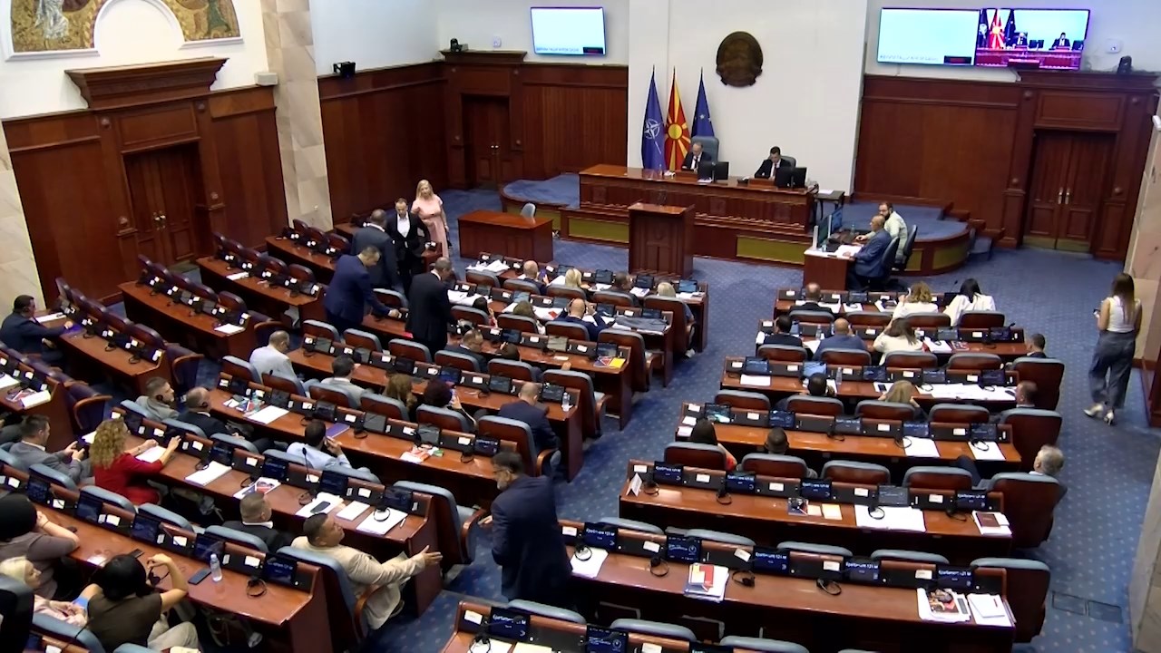 Колку мирниот старт на работата на Собранието е затишје пред бура?