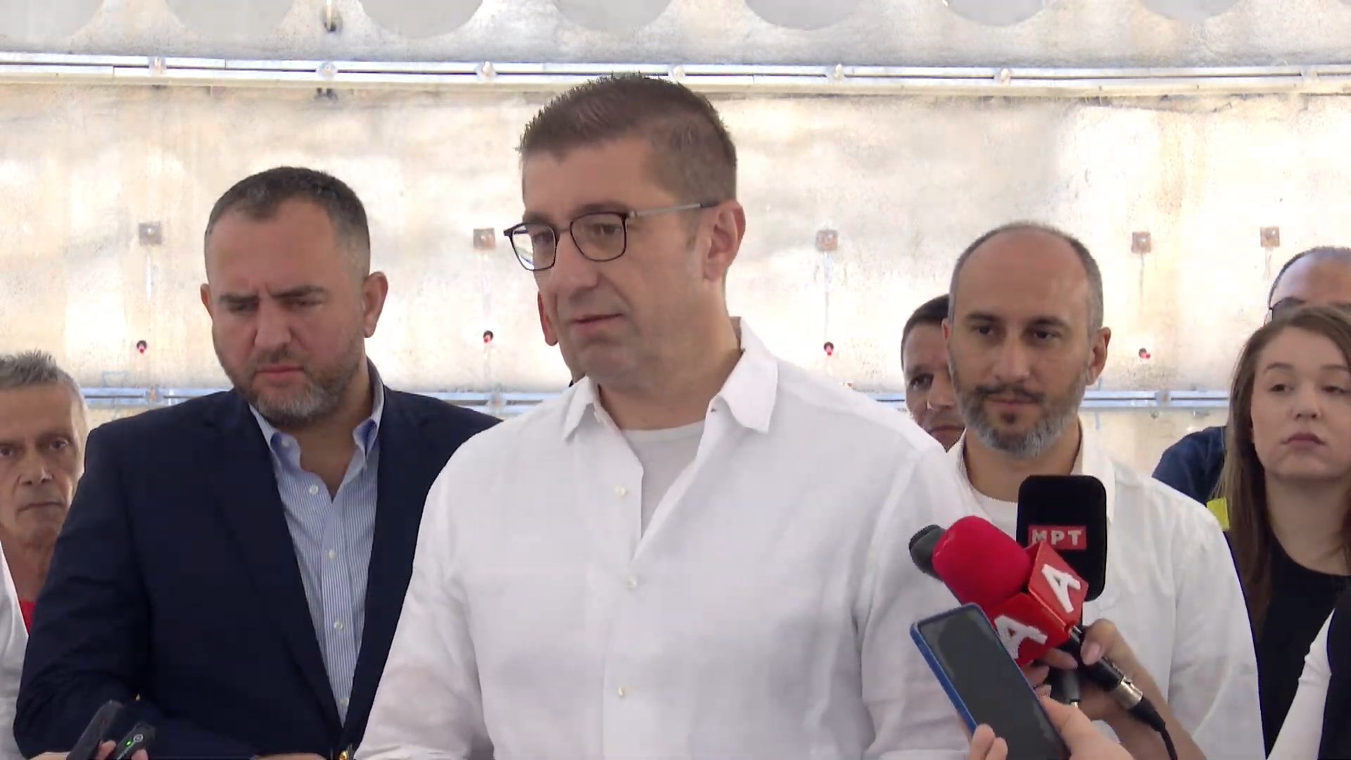 Мицкоски: Опозицијата прави естрада – прекрасна беше прославата