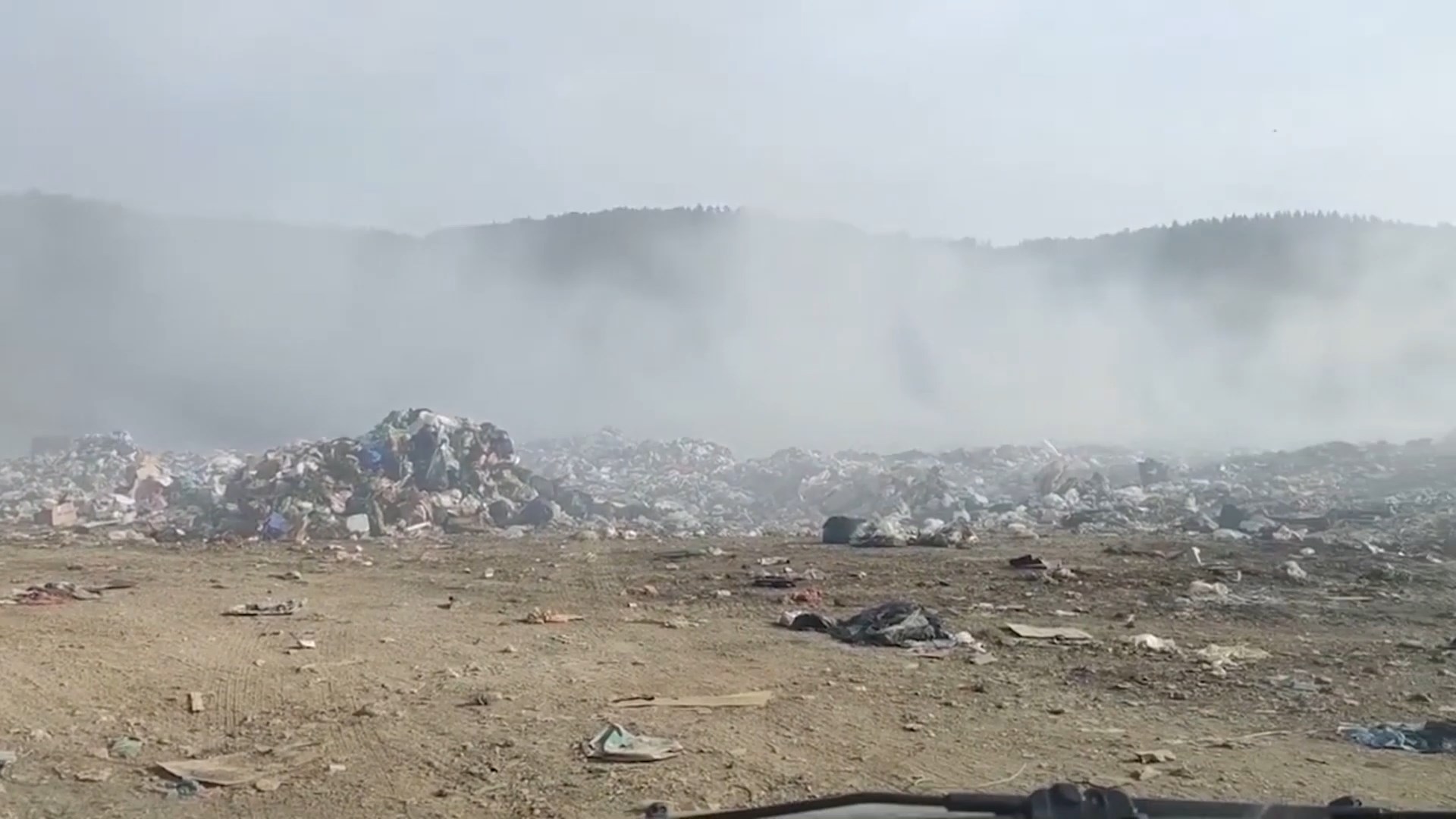 Охрид го губи воздухот меѓу депонијата „Буково“ и новите згради