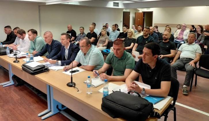 Судењето против 13-те полицајци обвинети за кочанската трагедија почнува од почеток