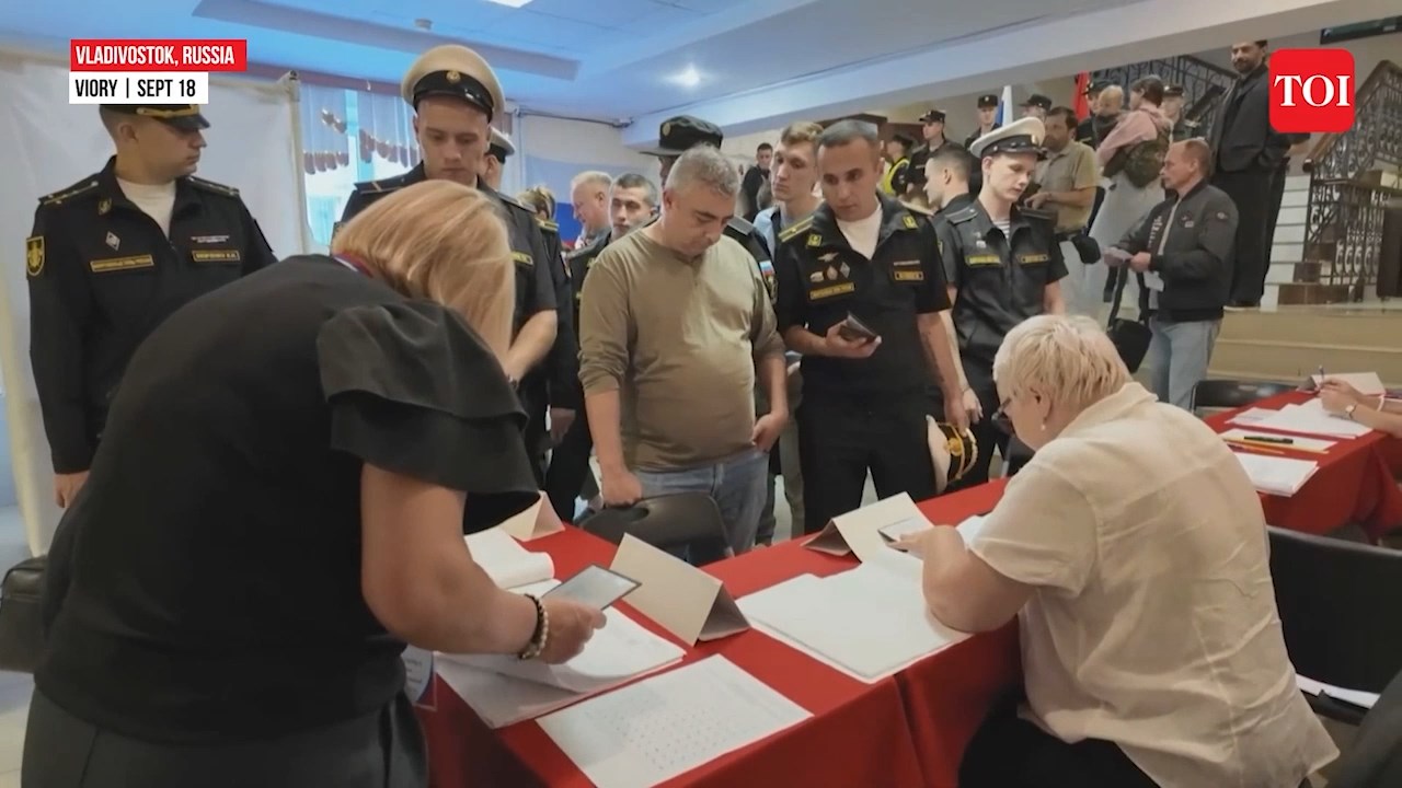 Обединета Русија на Путин победи на парламентарни избори