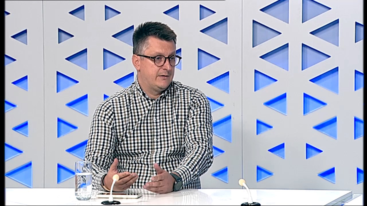 Пешевски во „Аргумент плус“: Ние гледаме само сè посиромашни работници и сè побогати функционери