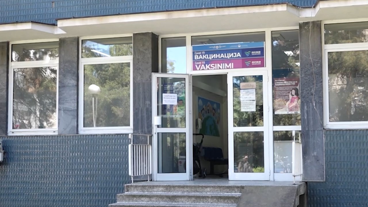 Клековски: Вакцинацијата против сезонски грип ќе започне навреме, СДСМ обвинува за „колапс“ на здравствениот систем