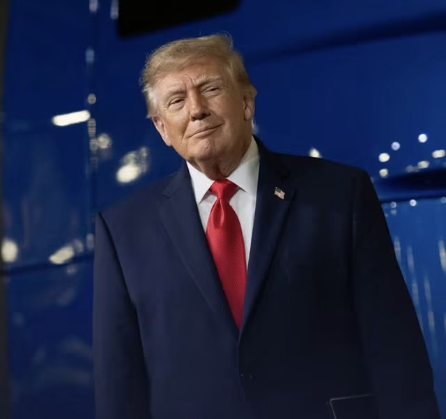 Трамп вели дека Путин сака договор повеќе од Зеленски