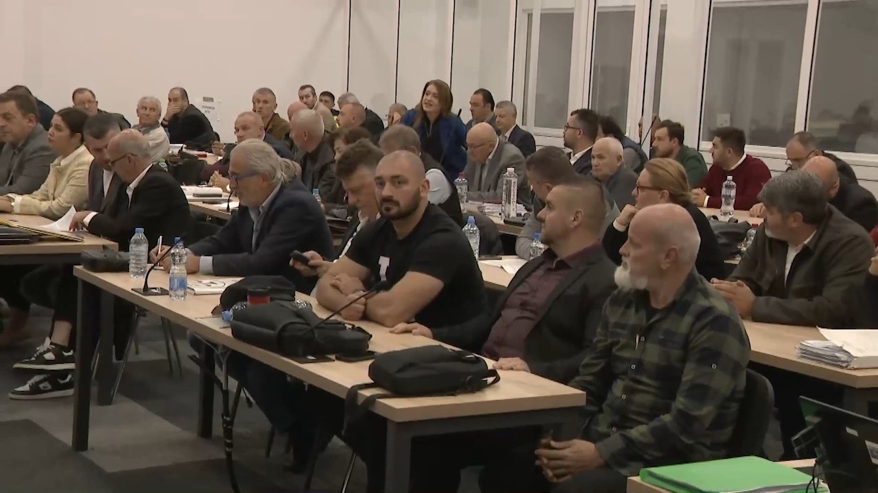 Вештакот на одбраната во случајот „Пулс“ останува на тврдењето дека немало реконструкција, обвинителството ги оспорува наодите
