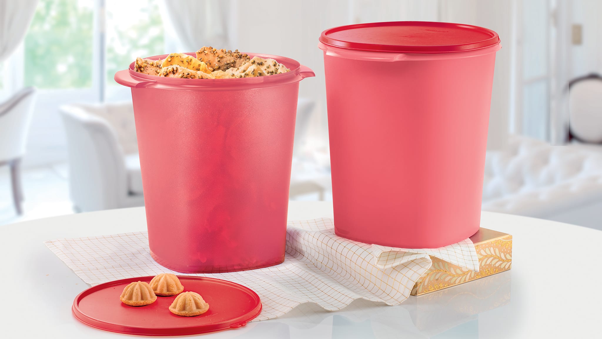 Royal Red Canister (1) 11.0L