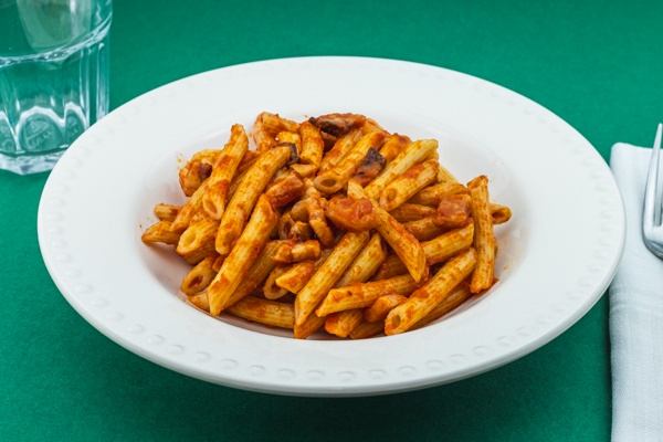 Pennette all'amatriciana