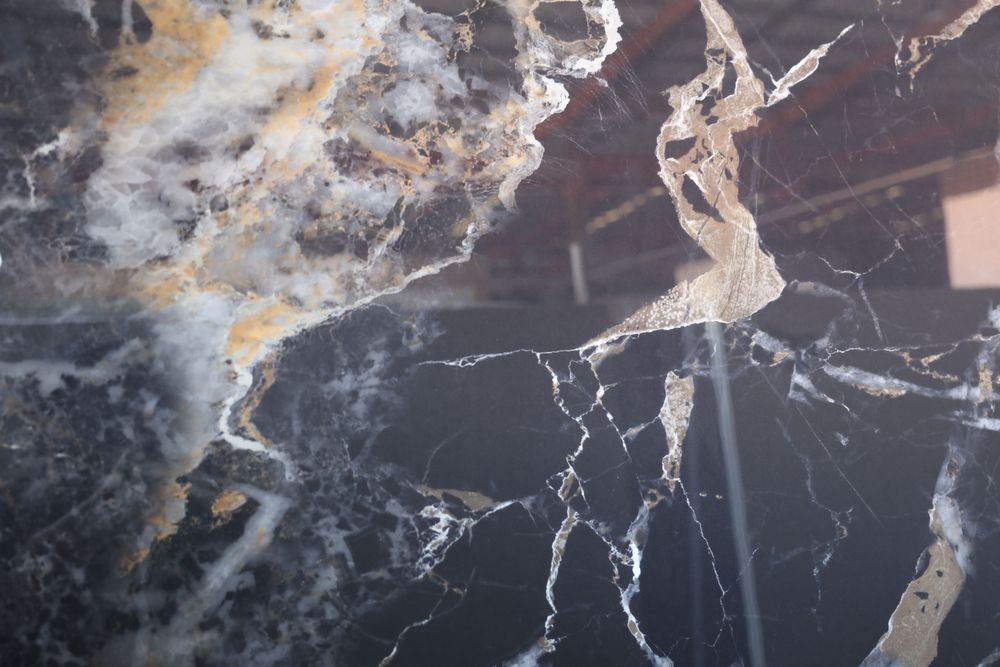 Athens Black Gold — Image 4