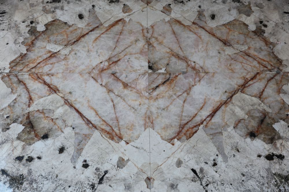 Snow Mountain Silver Fox Marble — Image 1