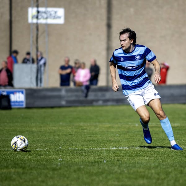 Anderson’s Commitment Strengthens Dee’s Backline