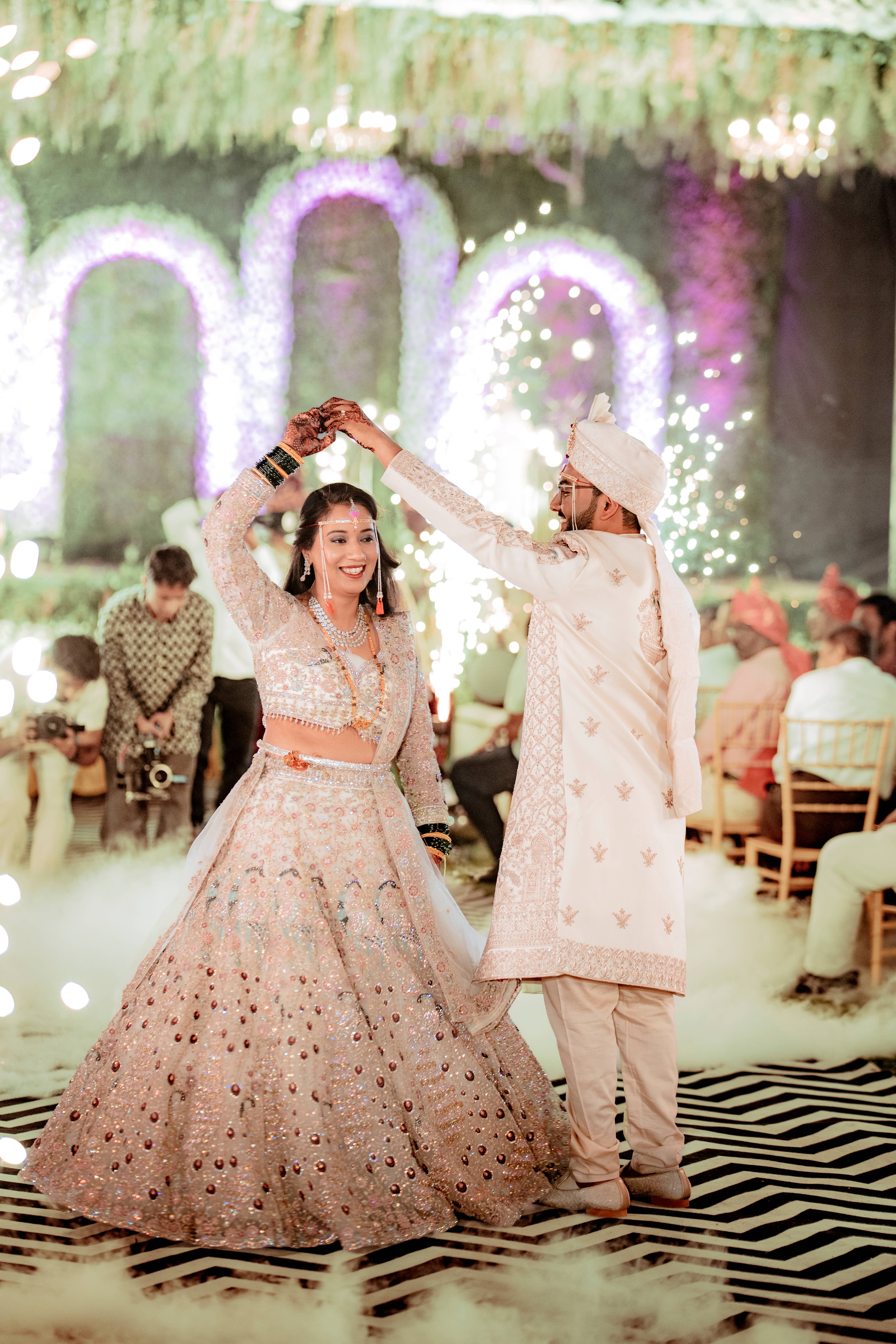 Priya & Arjun - Mehendi