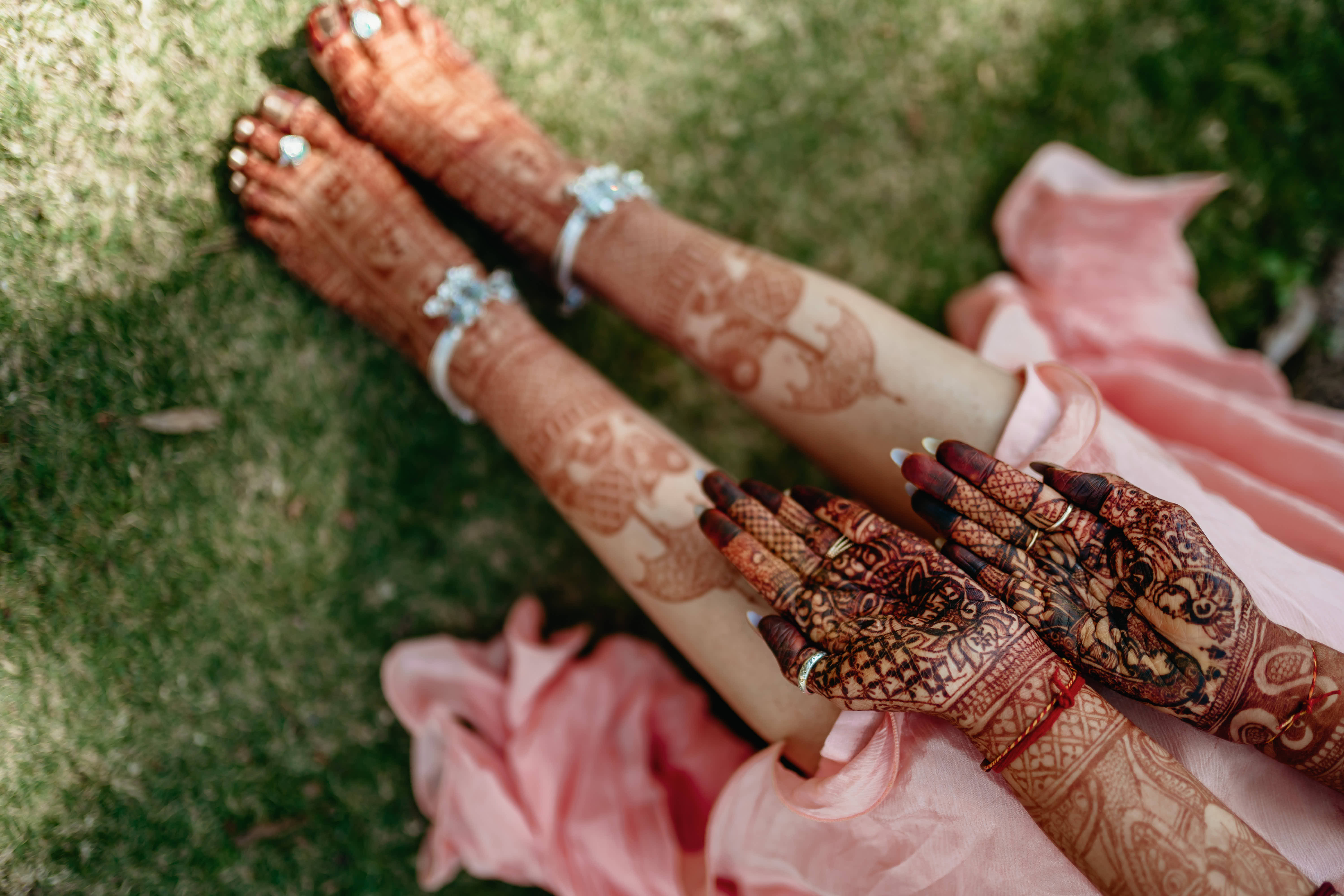 Outdoor couple session – frame 22