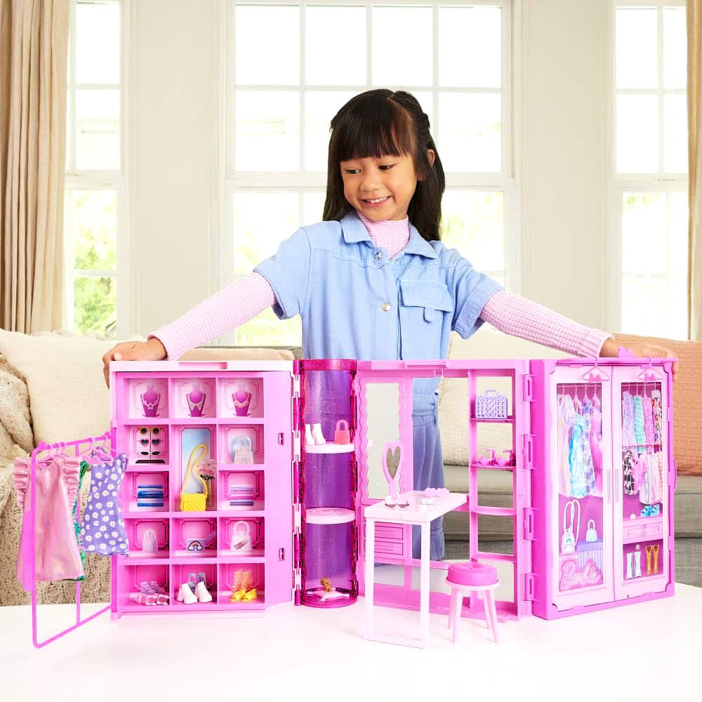 Barbie Dream Wardrobe Playset – Style, Fashion & Endless Dress-Up Fun!