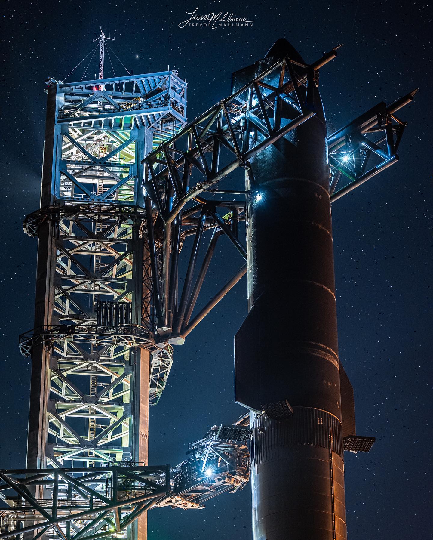 https://res.cloudinary.com/dll8awuig/image/upload/v1705494130/dz21xkpqlikxnyyox77n.jpg 