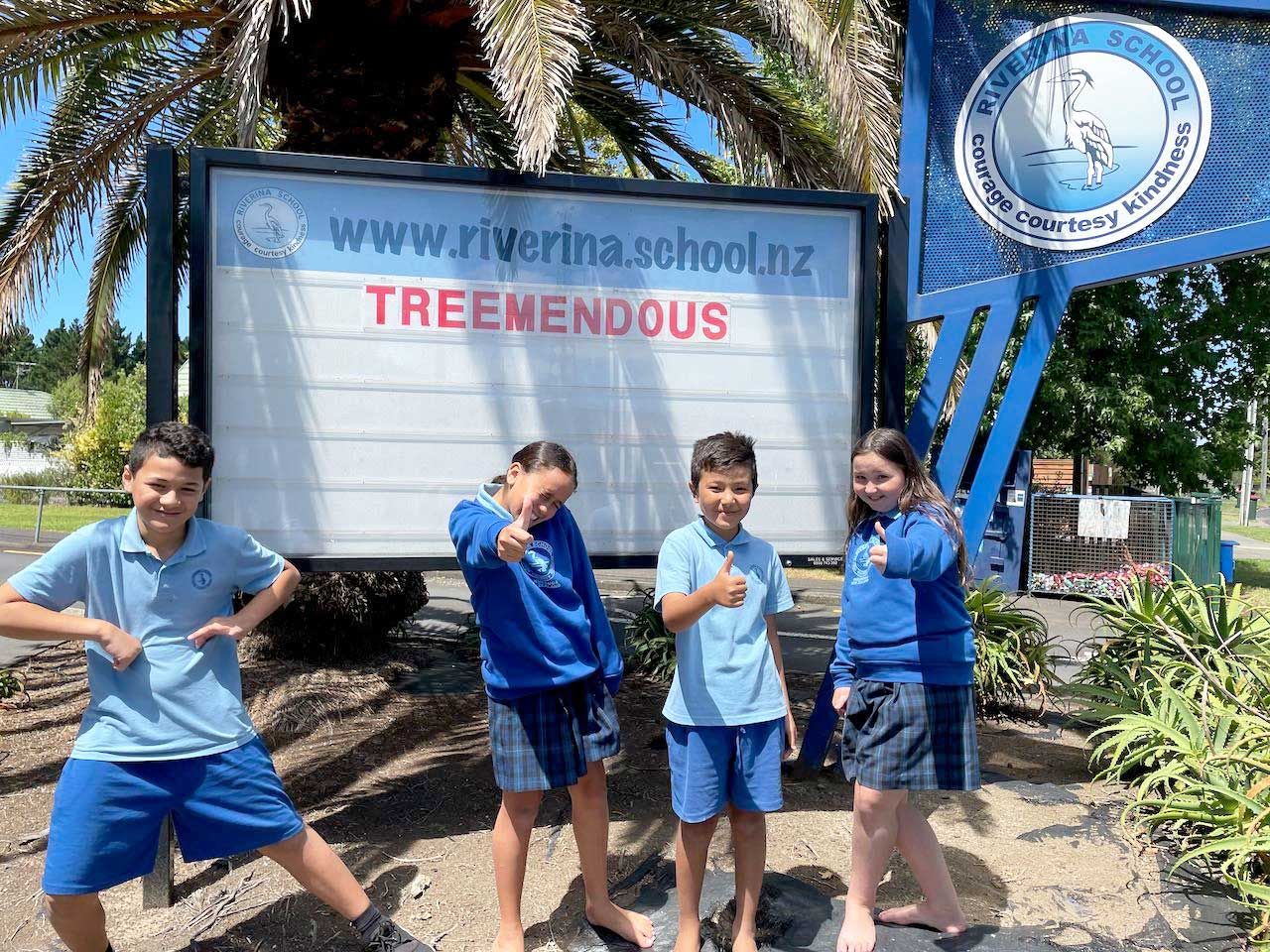Riverina School students participating in the Mazda TREEmendous prorgamme