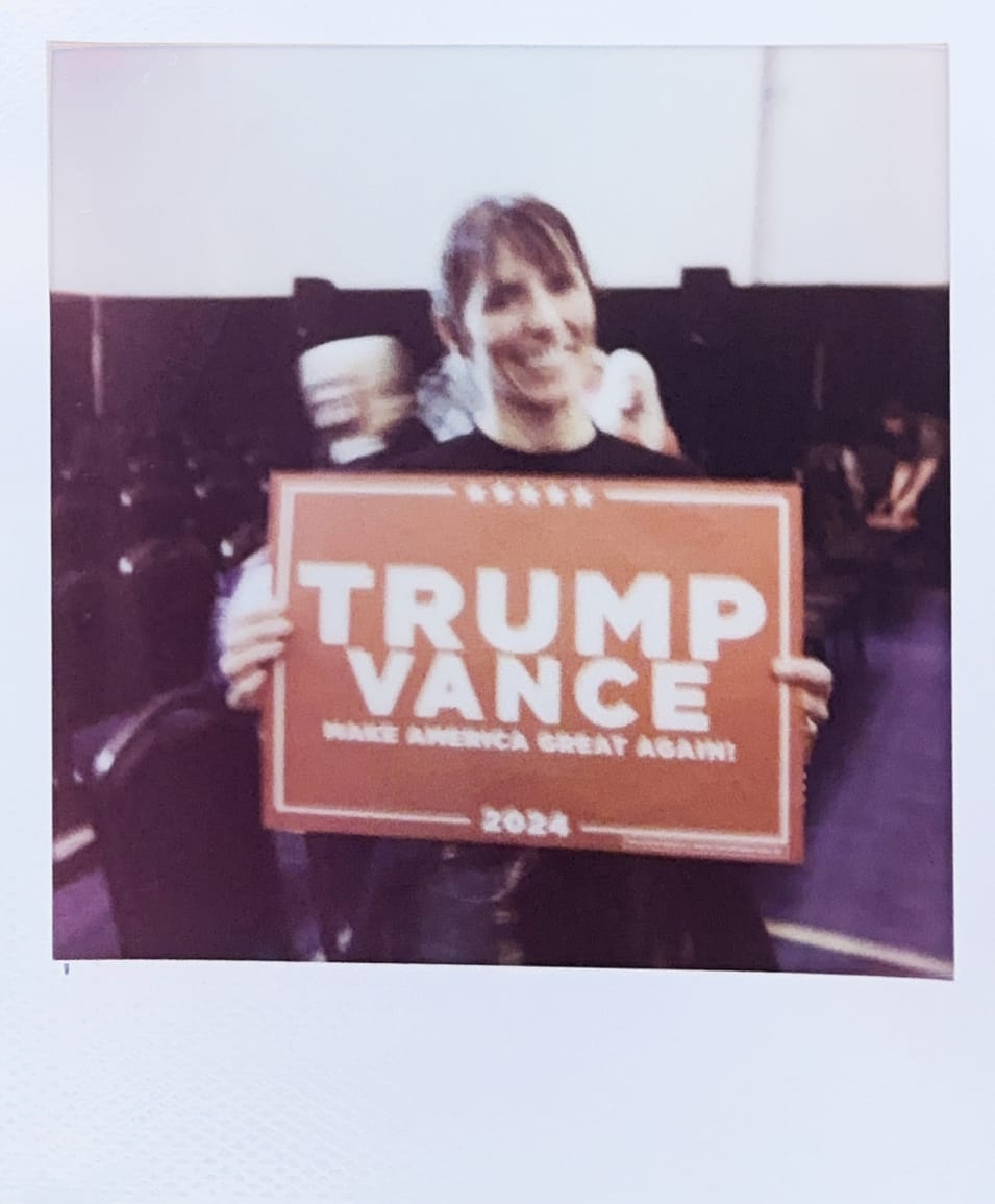 Hun kæmper for rent mad, rent vand og kroppe uden medicin. Det gjorde