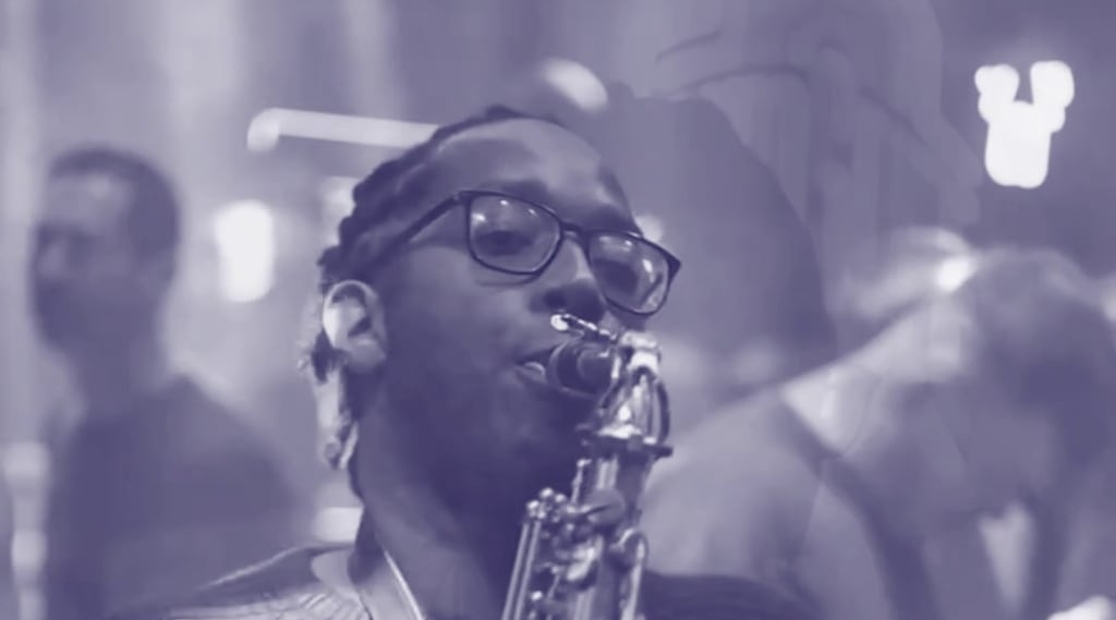 DMAC on the Sax - Professional Saxophonist for Events | DMAC on the Sax