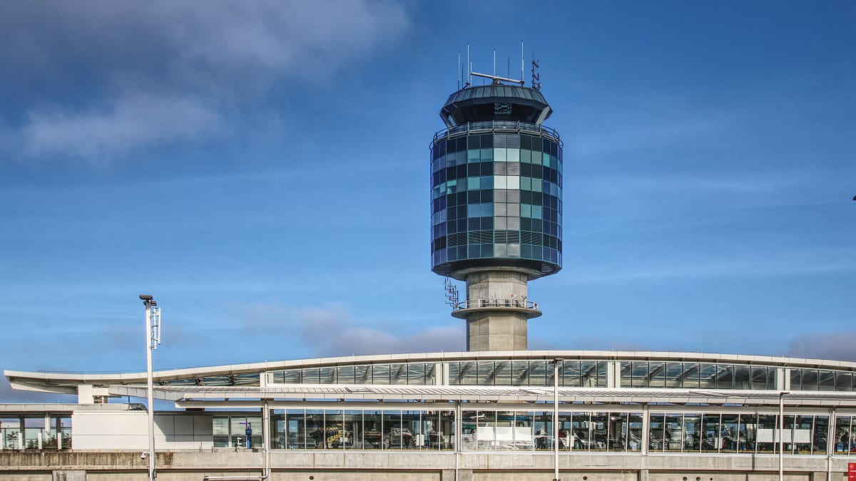YVR US Passenger Traffic Drops 9.1% in October, Marking Tenth Consecutive