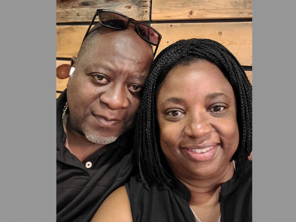 Ontario couple who lost $8,000 gold chain in baggage incident given $1,272 by airline