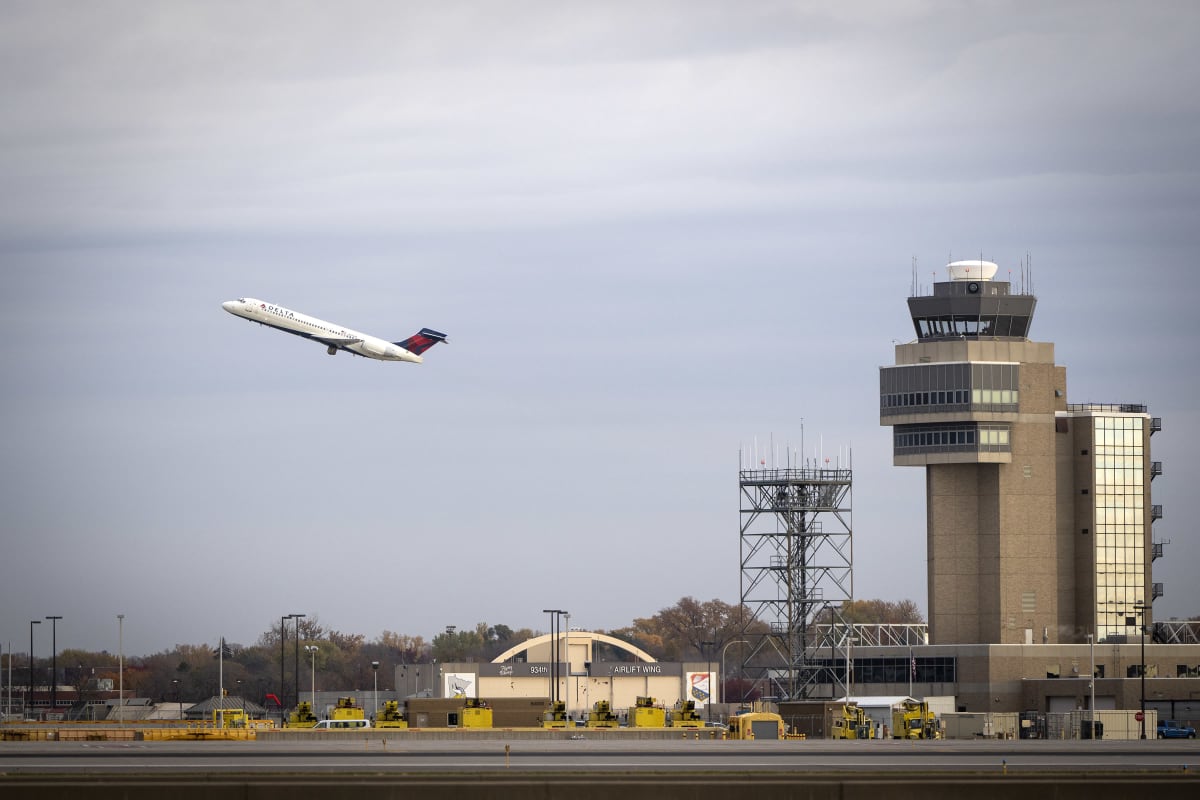 Less competition at MSP could raise fares and boost bottom lines of Delta, Sun Country