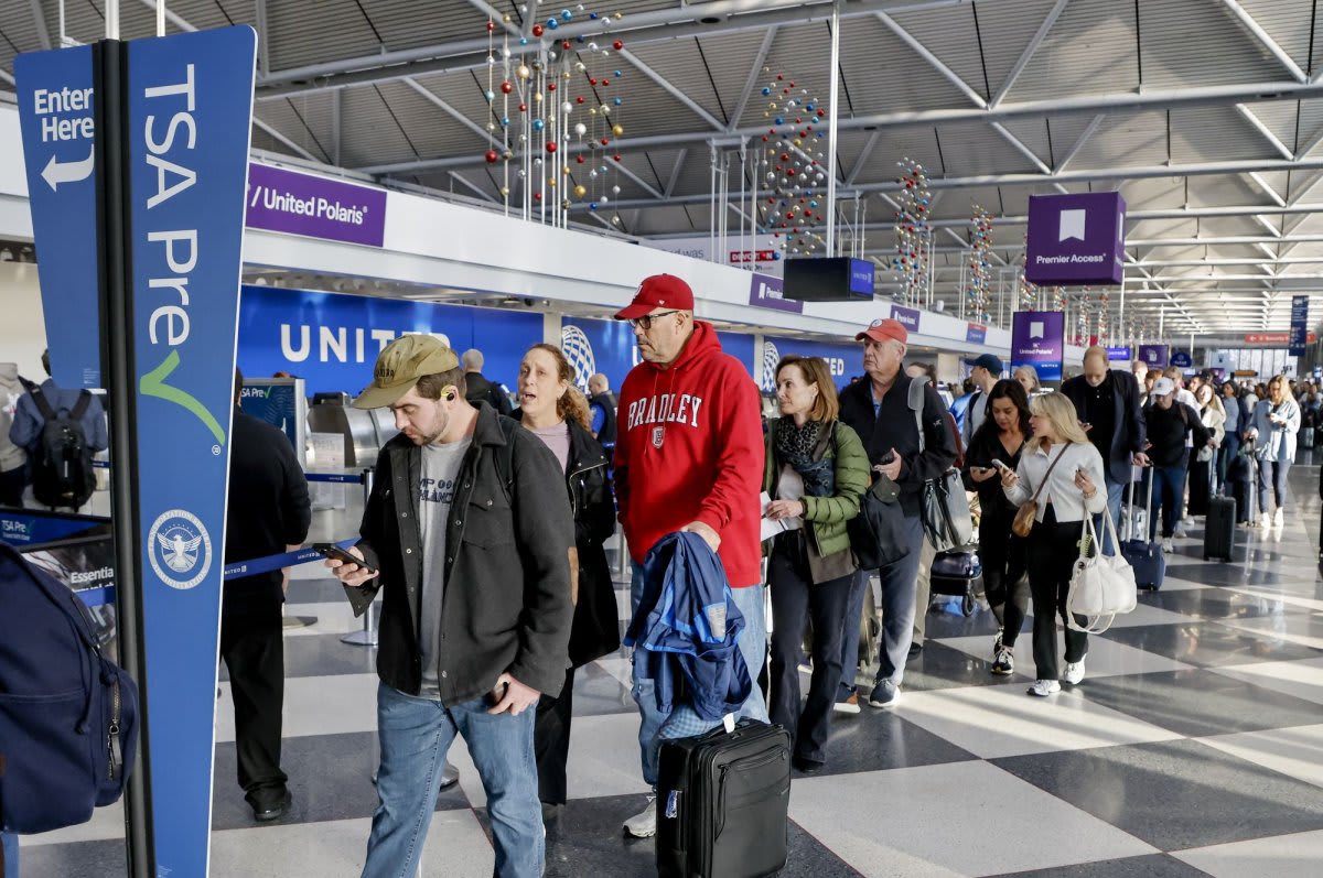Trump administration ends Biden rule forcing airlines to pay flight delayed passengers