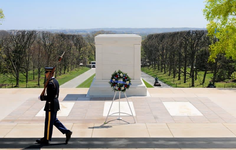 Should Military Personnel Receive Special Treatment as Airline Passengers?