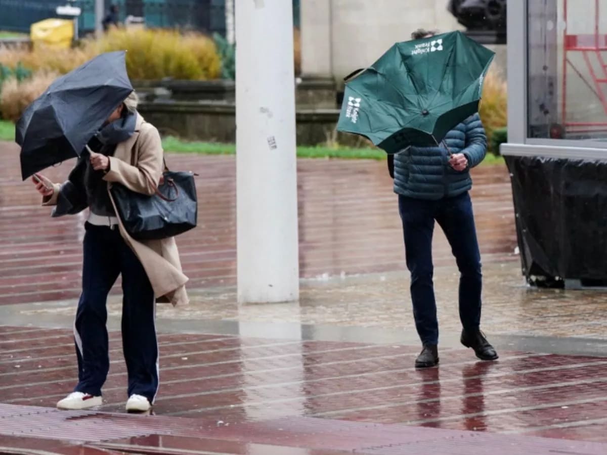 Storm Bram Triggers Flight Cancellations at Scottish Airports Amid 90mph Winds