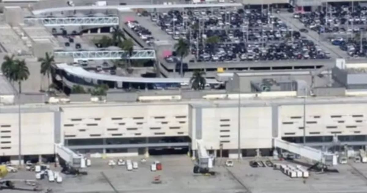 Fort Lauderdale-Hollywood Airport evacuated over chilling 'bomb in bag' threat
