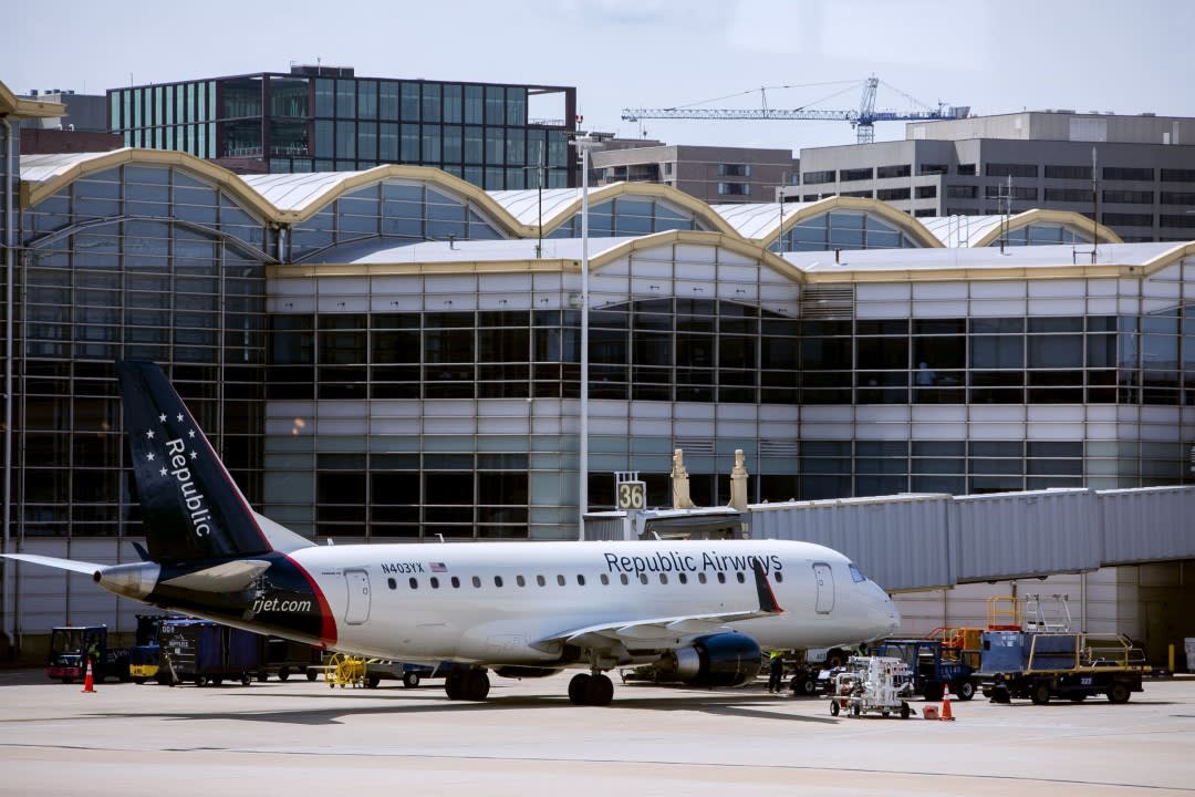 DOT Report Reveals Which US Airlines Kept Flights on Schedule This Summer