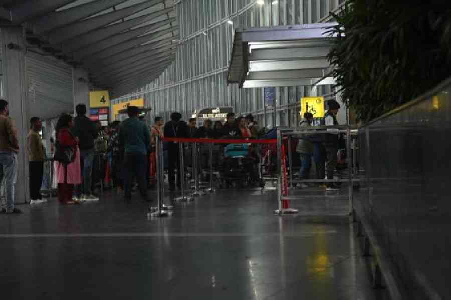 IndiGo Passengers Stranded After Domestic Terminal Conveyor Belt Failure Causes
